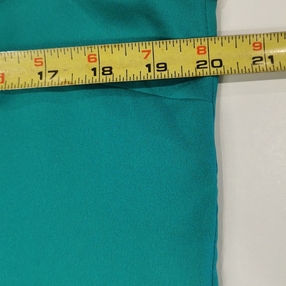 👠 Ann Taylor Blouse, Size 10P - Picture 5 of 7